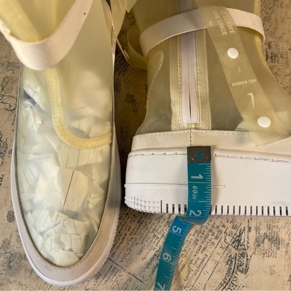 Women’s Nike Air Force 1 Sage High Lux Size 6 - Picture 13 of 13